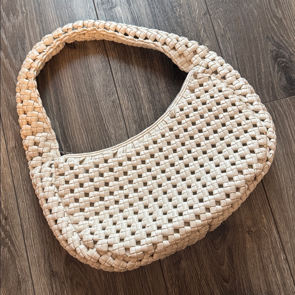 Sincerely Jules Woven Cream Shoulder Bag